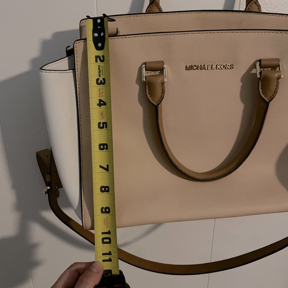 Michael Kors neutral, beige, tan crossbody satchel bag, shoulder bag - Picture 7 of 7